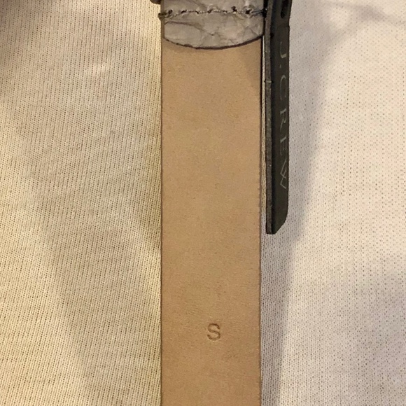 NWT J. Crew Grey Snake-Embossed Leather Belt - Picture 6 of 6